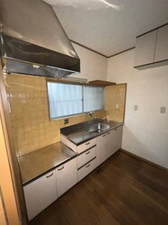 畑原通3丁目連棟住居の物件内観写真